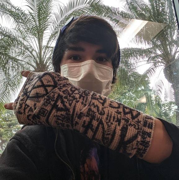 Meet your Posher, Tad - Picture 1 of 1